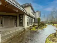 16682 27 AVENUE - thumbnail 2