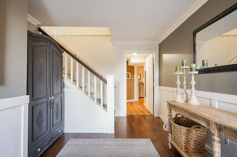 20504 95A AVENUE - photo 3 of 25