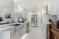 208 1765 MARTIN DRIVE - thumbnail 4