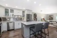 614 1350 VIDAL STREET - thumbnail 6