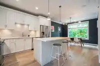 15 3303 ROSEMARY HEIGHTS CRESCENT - thumbnail 7