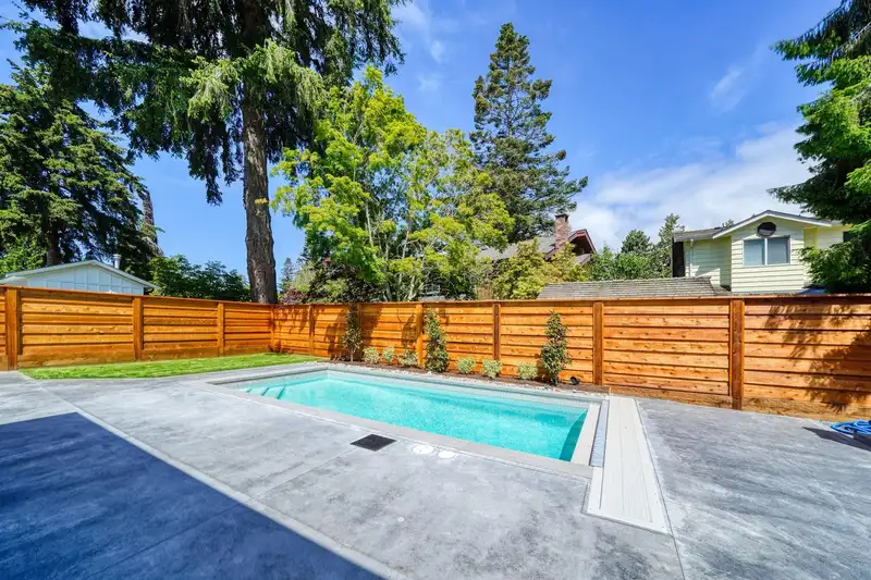 12321 22 AVENUE - photo 4 of 40