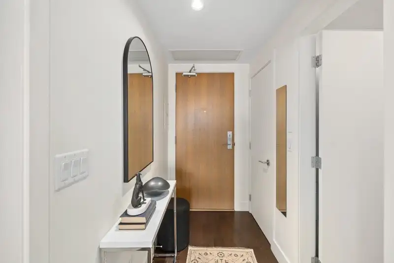 #905 1473 JOHNSTON ROAD - photo 3 of 28