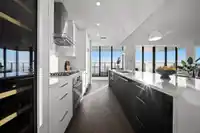 2502 1588 JOHNSTON ROAD - thumbnail 13