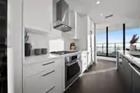 2502 1588 JOHNSTON ROAD - thumbnail 14