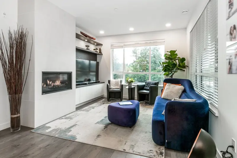 403 33540 MAYFAIR AVENUE - photo 3 of 25