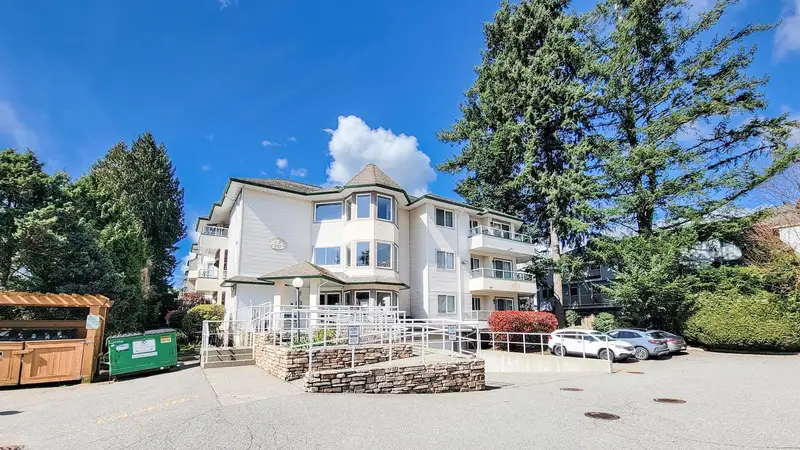 112 3063 IMMEL STREET - photo 2 of 24