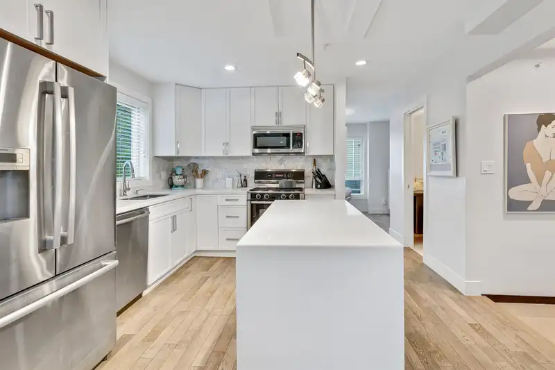 1 1434 EVERALL STREET - photo 1 of 32