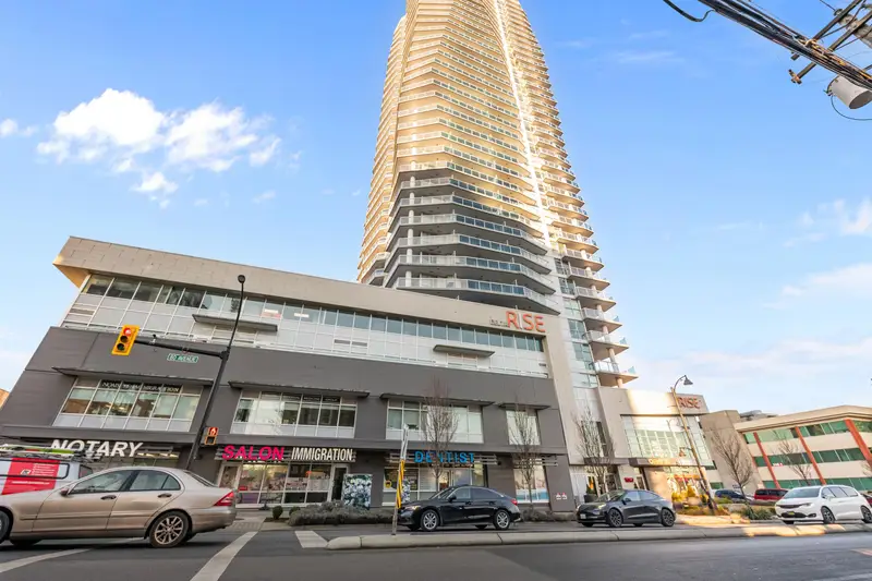 506 11967 80 AVENUE - photo 2 of 25