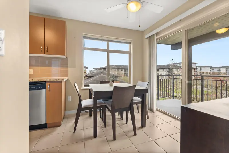 310 9288 ODLIN ROAD - photo 3 of 25