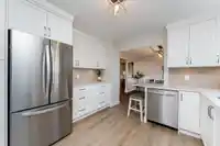 14694 17 AVENUE - thumbnail 8