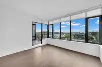 702 1588 JOHNSTON ROAD - thumbnail 18