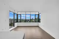 702 1588 JOHNSTON ROAD - thumbnail 19