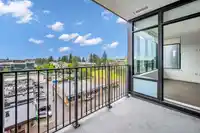 702 1588 JOHNSTON ROAD - thumbnail 23
