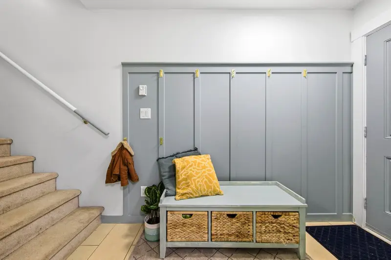 98 3010 RIVERBEND DRIVE - photo 3 of 25