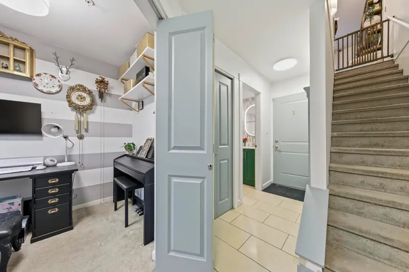 98 3010 RIVERBEND DRIVE - photo 4 of 25