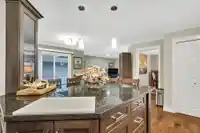 19 15137 24 AVENUE - thumbnail 4