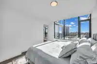 1009 1588 JOHNSTON ROAD - thumbnail 14