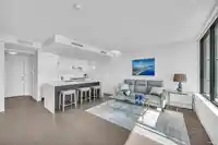1009 1588 JOHNSTON ROAD - thumbnail 7