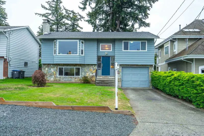1332 129B STREET - photo 1 of 39
