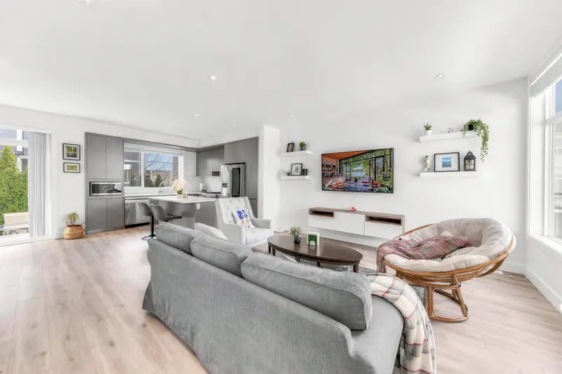 13 2328 167A STREET - photo 3 of 25