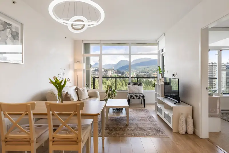 2601 3080 LINCOLN AVENUE - photo 1 of 25