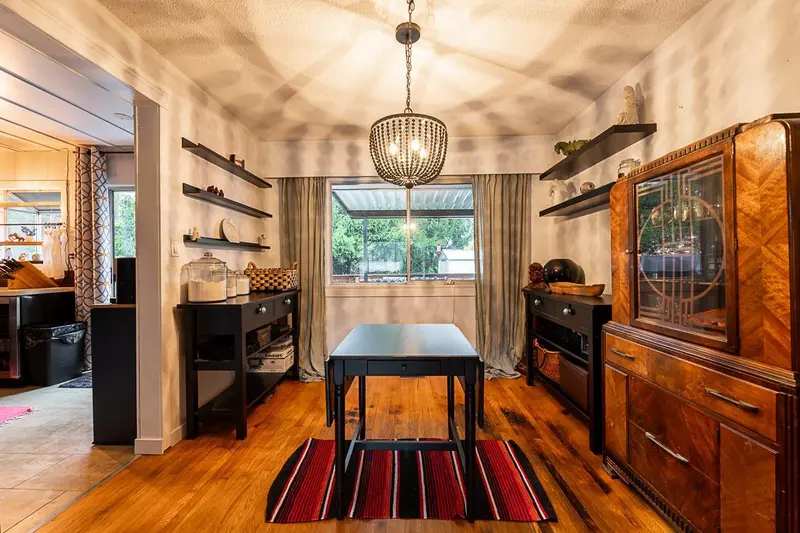 635 MIDVALE STREET - photo 1 of 25