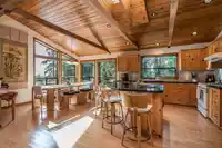 914 164 STREET - thumbnail 2