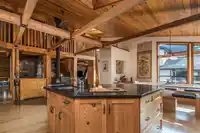 914 164 STREET - thumbnail 4