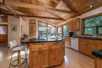 914 164 STREET - thumbnail 6