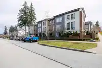 4 15828 27 AVENUE - thumbnail 1