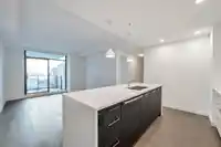 1006 1588 JOHNSTON ROAD - thumbnail 13