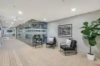 1006 1588 JOHNSTON ROAD - thumbnail 26
