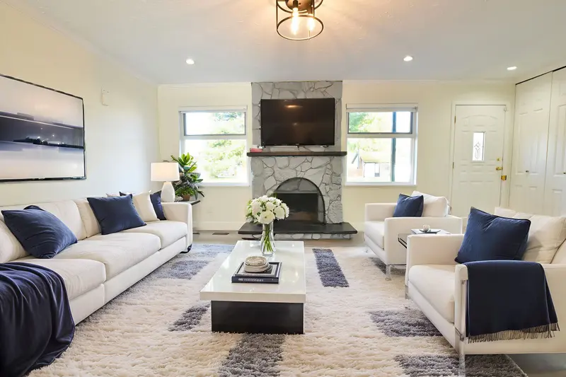 20572 43 AVENUE - photo 2 of 25