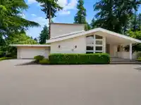 2644 140 STREET - thumbnail 1