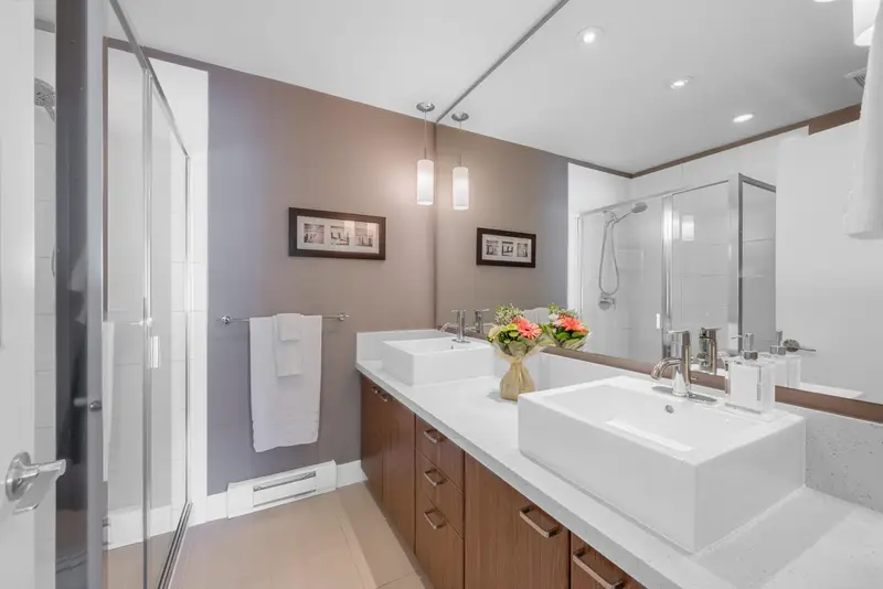 136 2450 161A STREET - photo 3 of 6