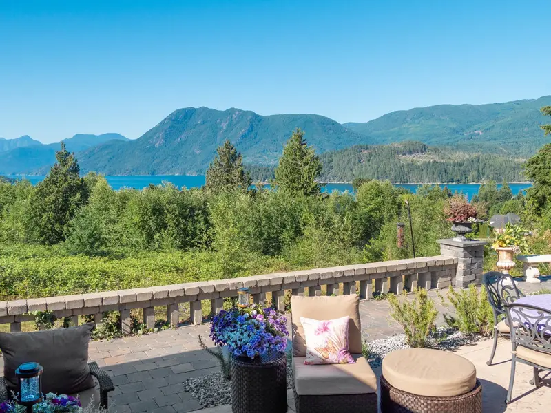 6391&93 SANDPIPER ROAD - photo 3 of 25