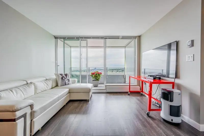 3004 488 SW MARINE DRIVE - photo 4 of 24