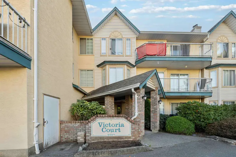 206 2567 VICTORIA STREET - photo 2 of 25