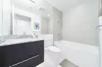 704 1500 MARTIN STREET - thumbnail 14