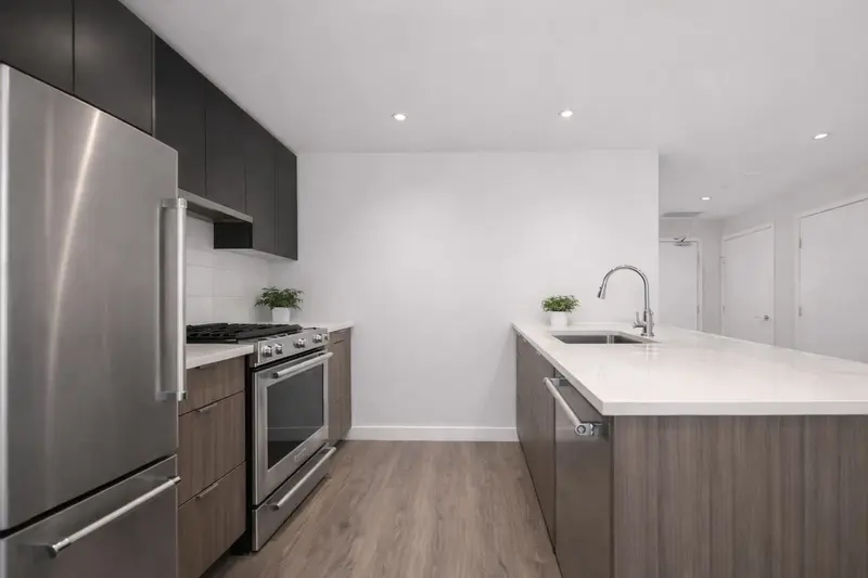 506 3430 E KENT AVENUE SOUTH - photo 4 of 17