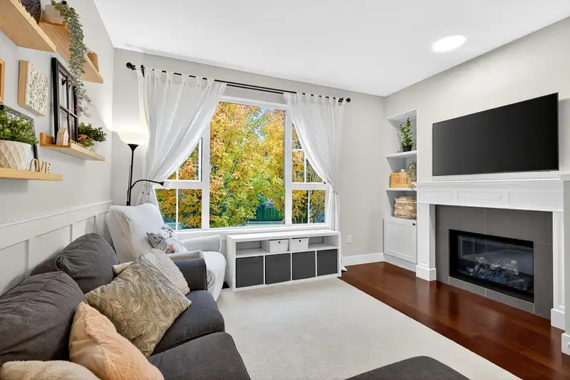 153 2501 161A STREET - photo 4 of 40