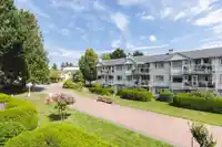 210 13959 16 AVENUE - thumbnail 28