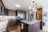 210 13959 16 AVENUE - thumbnail 6