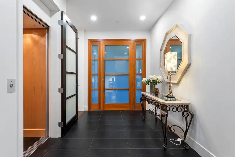 1229 ANDERSON STREET - photo 3 of 40