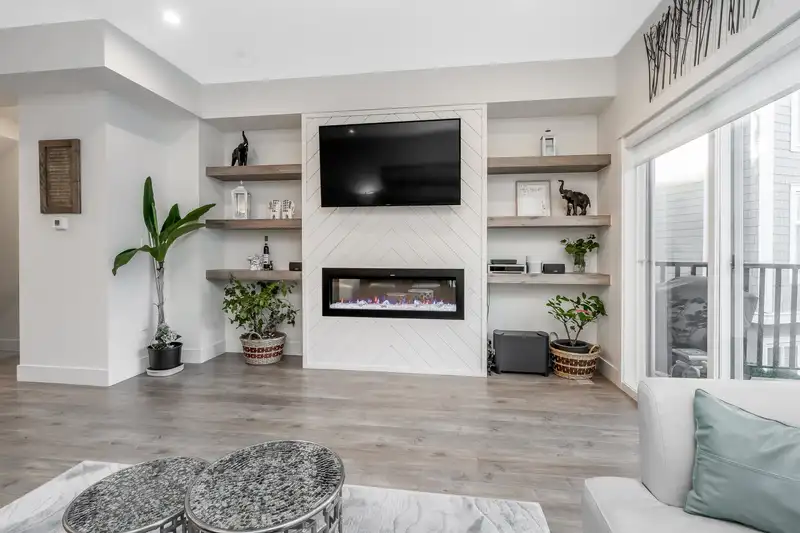 65 14541 WINTER CRESCENT - photo 3 of 34
