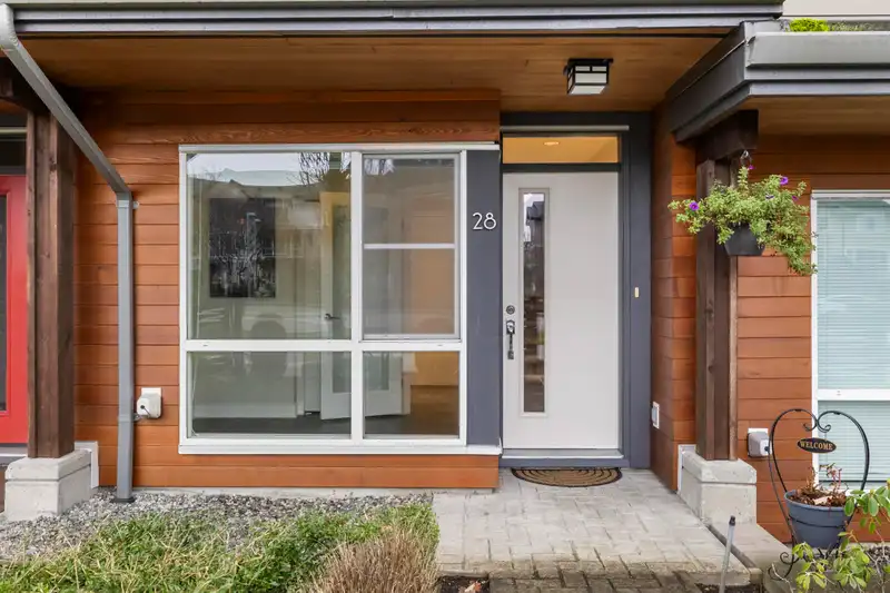 28 16223 23A AVENUE - photo 3 of 40