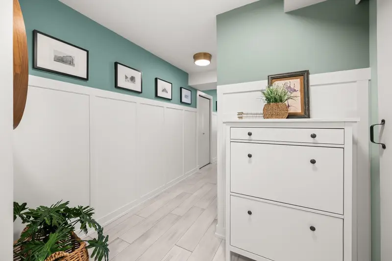 1205 69 JAMIESON COURT - photo 2 of 25