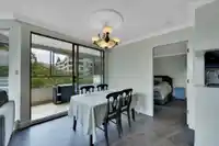309 15111 RUSSELL AVENUE - thumbnail 5