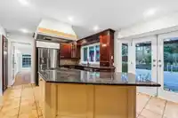 17283 20 AVENUE - thumbnail 9